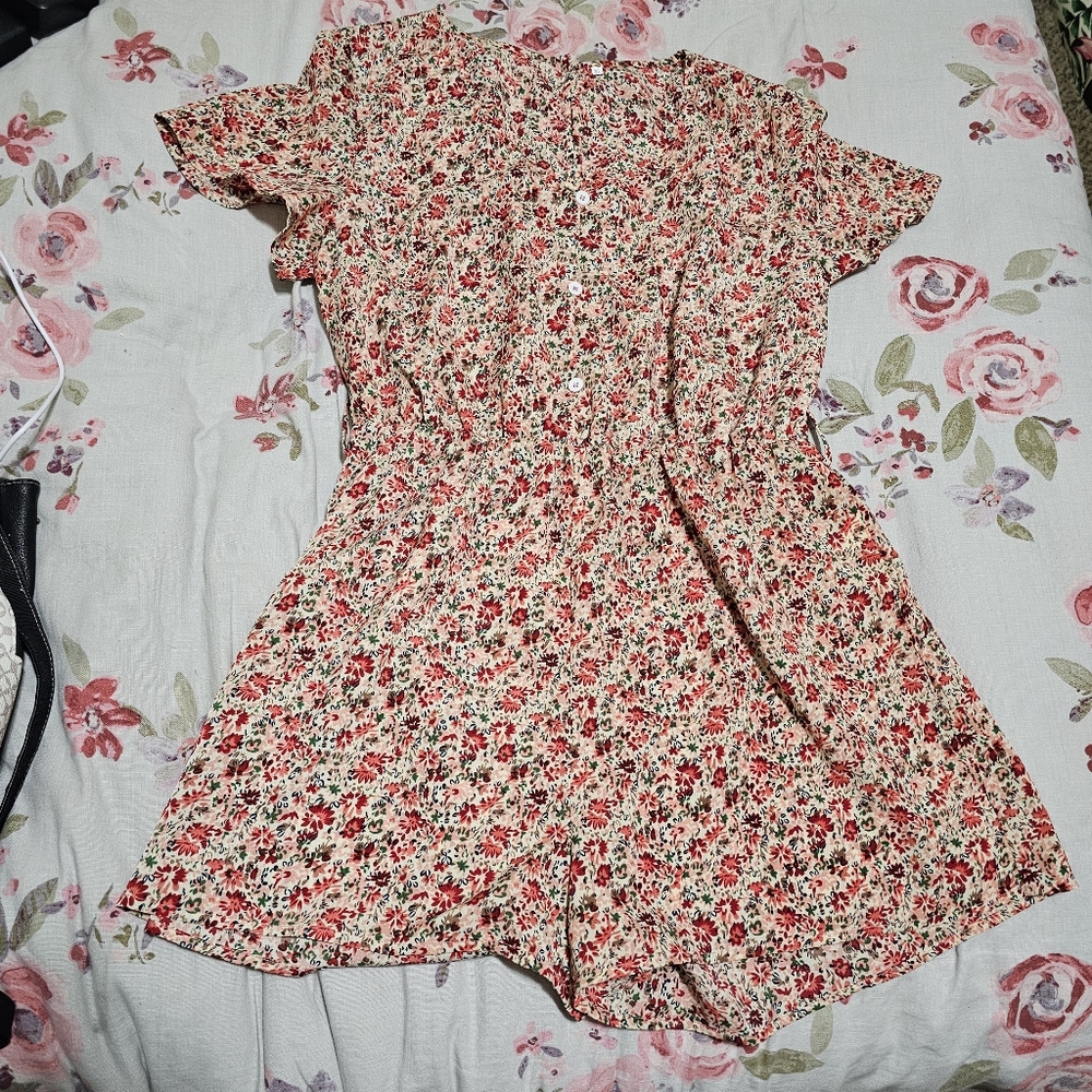 XL Floral print romper